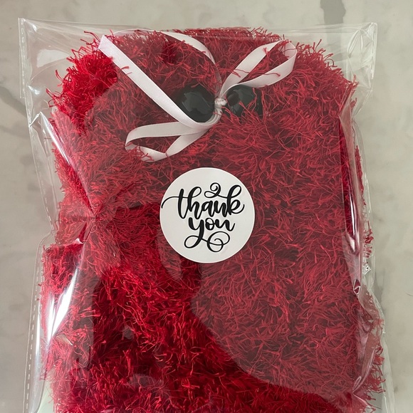 Hawaiian Eyelash lei - Picture 15 of 15